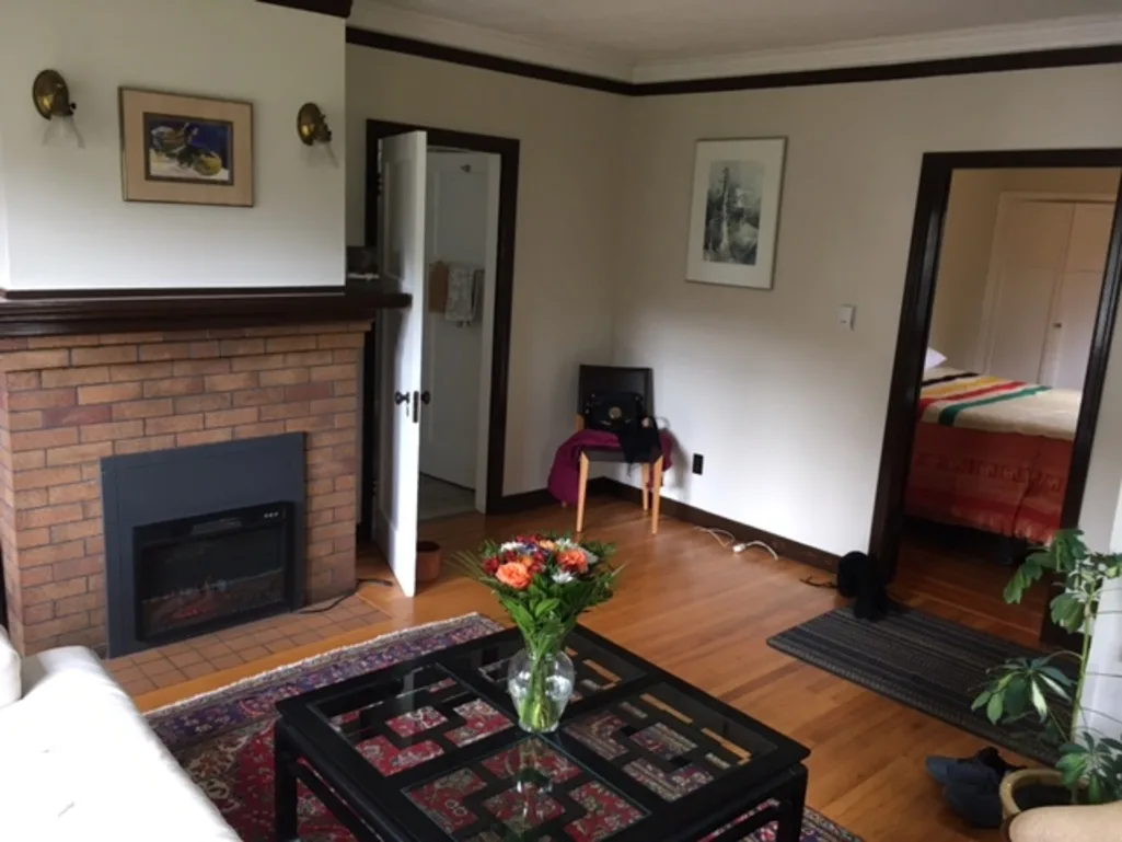 Quaint 1934  English cottage.  Furnished.   Pet friendly — photo 5